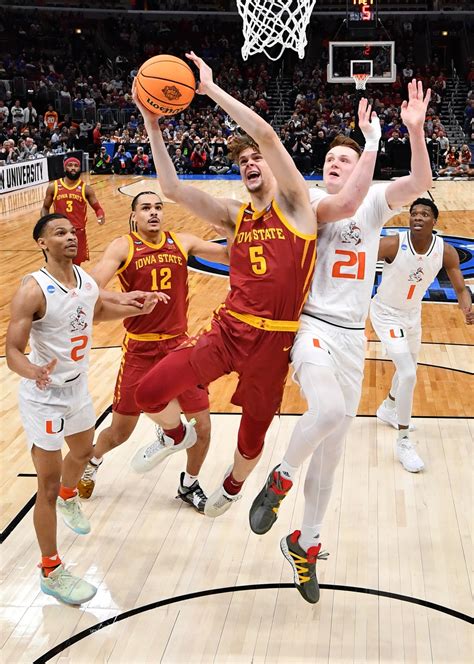 Iowa vs. Iowa State odds, line: 2022 college basketball picks, .